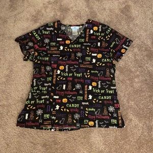 Like new! Women’s Halloween scrub top size medium